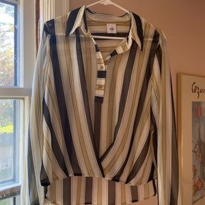 Perfect Cabi long sleeve blouse- size M